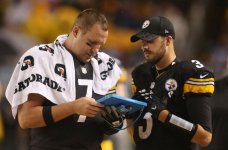 9587731-landry-jones-ben-roethlisberger-nfl-kansas-city-chiefs-pittsburgh-steelers-850x560.jpg