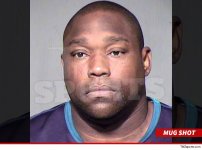0202-warren-sapp-mug-wm-3.jpg