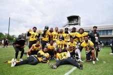 D9DRmrYU0AAMOlD (2).jpg